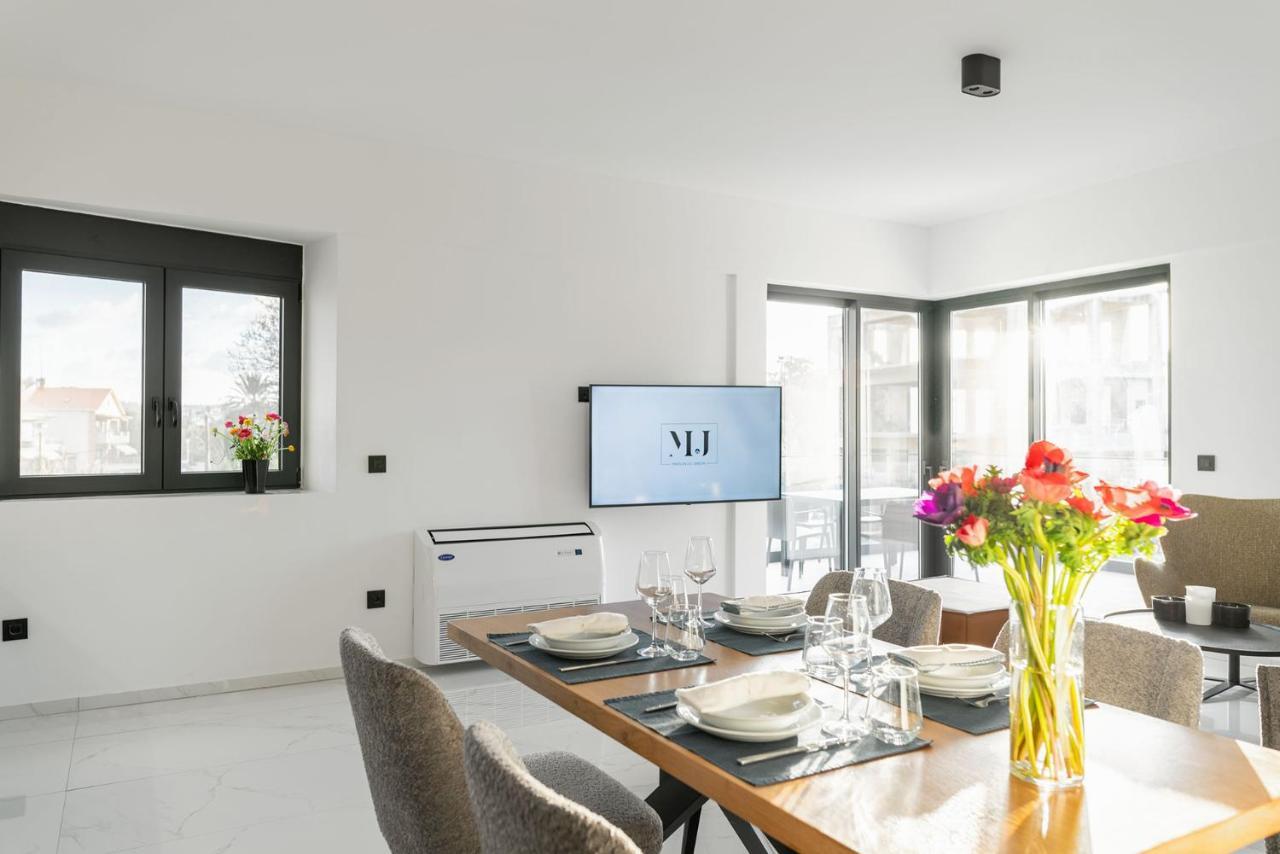 Maison Du Jardin 2-Bedroom Apartment Private Outdoor Jacuzzi Rhodes City Dış mekan fotoğraf
