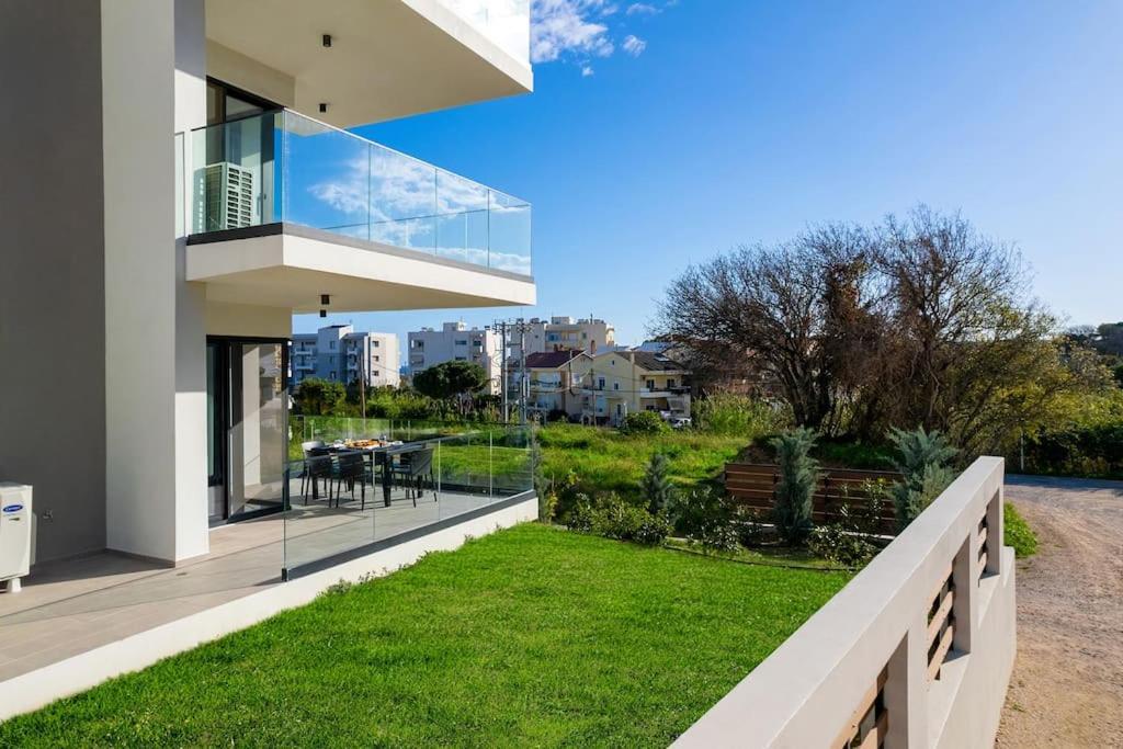 Maison Du Jardin 2-Bedroom Apartment Private Outdoor Jacuzzi Rhodes City Dış mekan fotoğraf