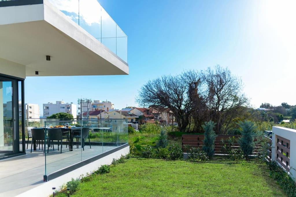 Maison Du Jardin 2-Bedroom Apartment Private Outdoor Jacuzzi Rhodes City Dış mekan fotoğraf