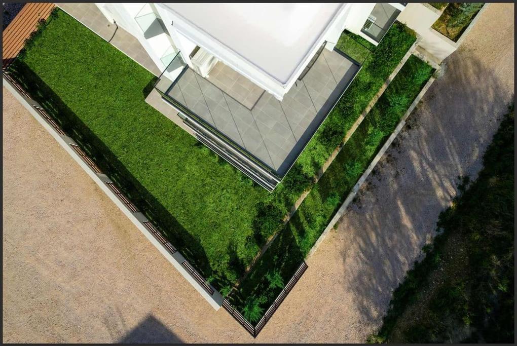 Maison Du Jardin 2-Bedroom Apartment Private Outdoor Jacuzzi Rhodes City Dış mekan fotoğraf